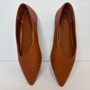 Vince Womens Lex Asymmetrical Flats size 6